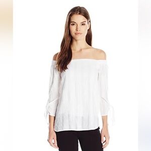 Bailey 44 Yarrow top